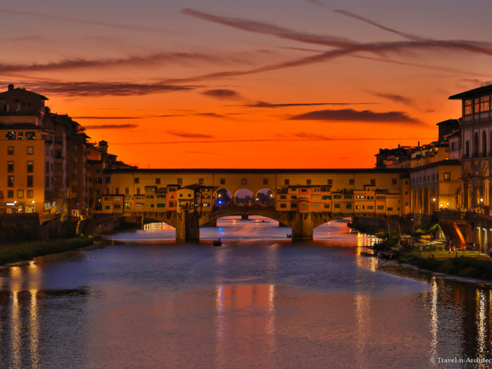 Italy-Florence-Ponte Vecchio