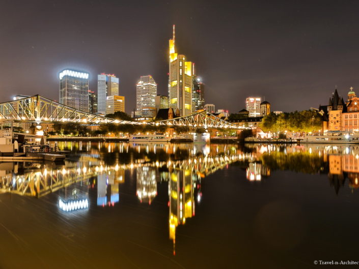 Frankfurt-Main-Mirror Images