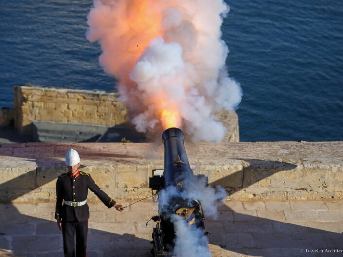 Malta III-Saluting Battery